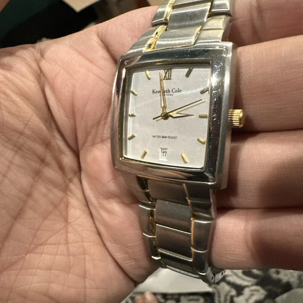 Working Kenneth Cole Square Men's Watch All Steel Two Tone Date 32.5mm 8in